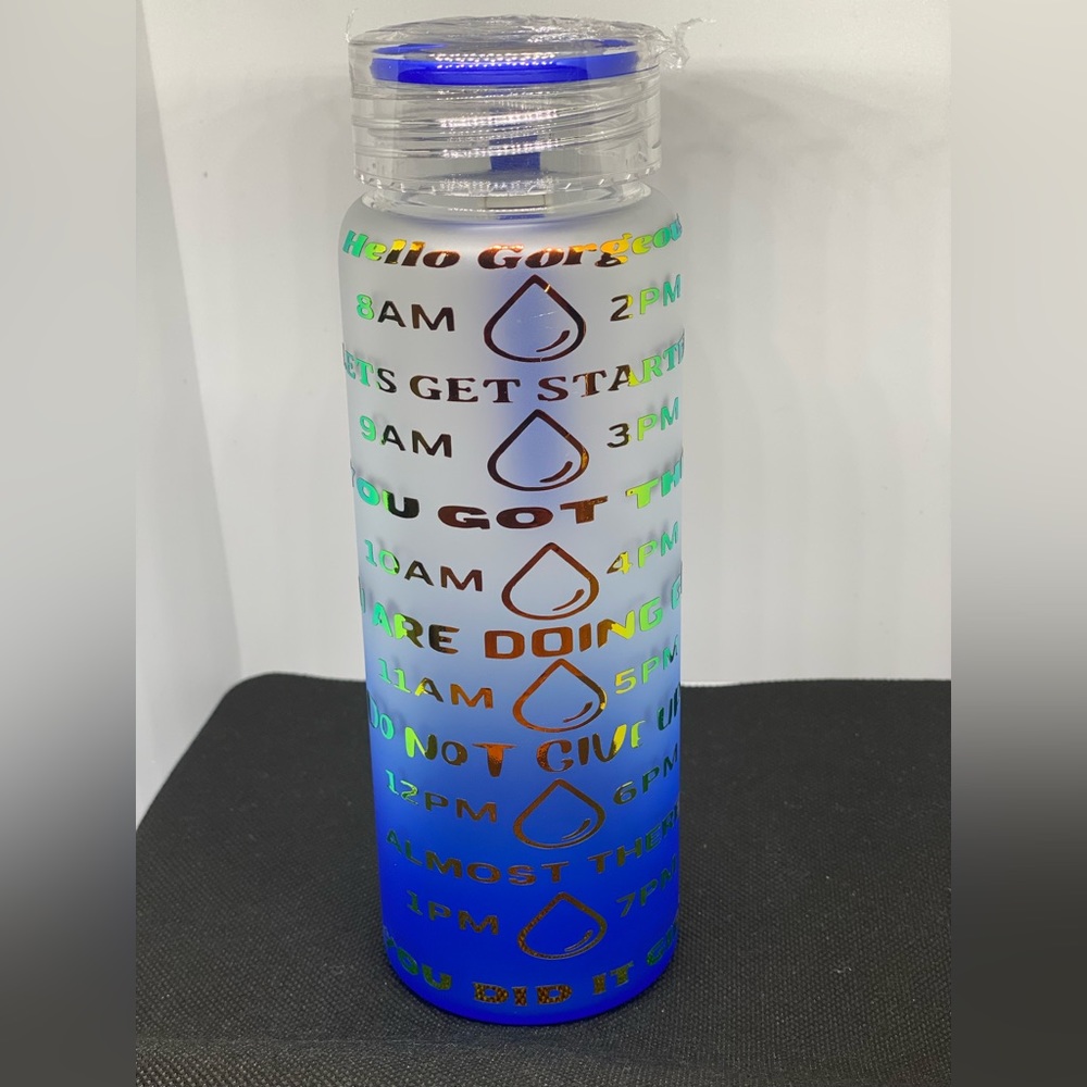 Glass water bottle - Picture 2 of 3